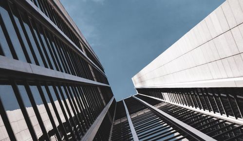 建筑建材2024年投资策略报告 质量与结构并举，把握行业发展新机遇